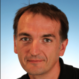Dr. Carsten Hoffmann Dr. Carsten Hoffmann